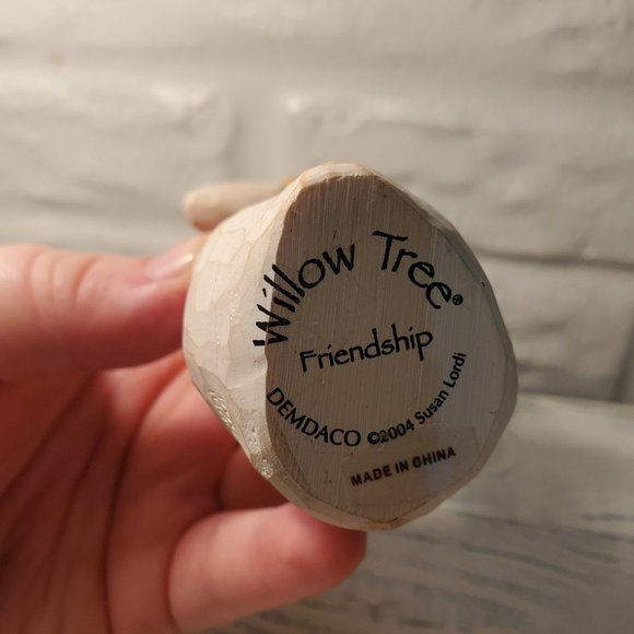 Willow Tree by Susan Lordi Sculpted Hand Painted Figurine Friendship 2004 - Picture 6 of 6